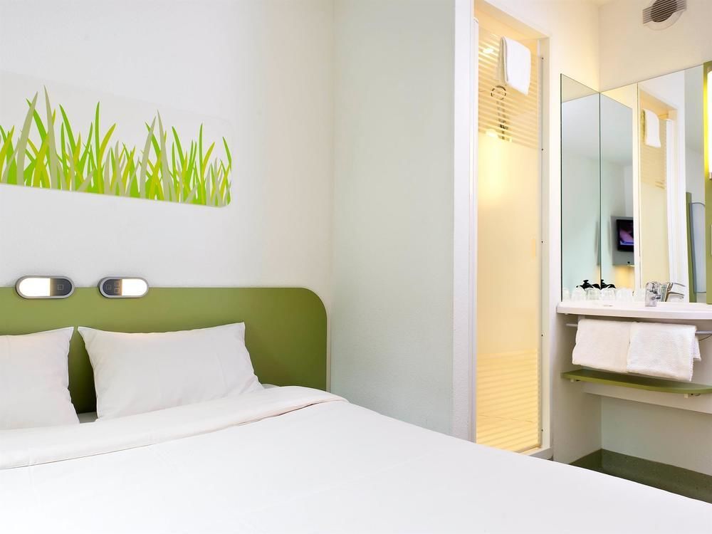 Ibis Budget Bordeaux Aeroport Mérignac Buitenkant foto