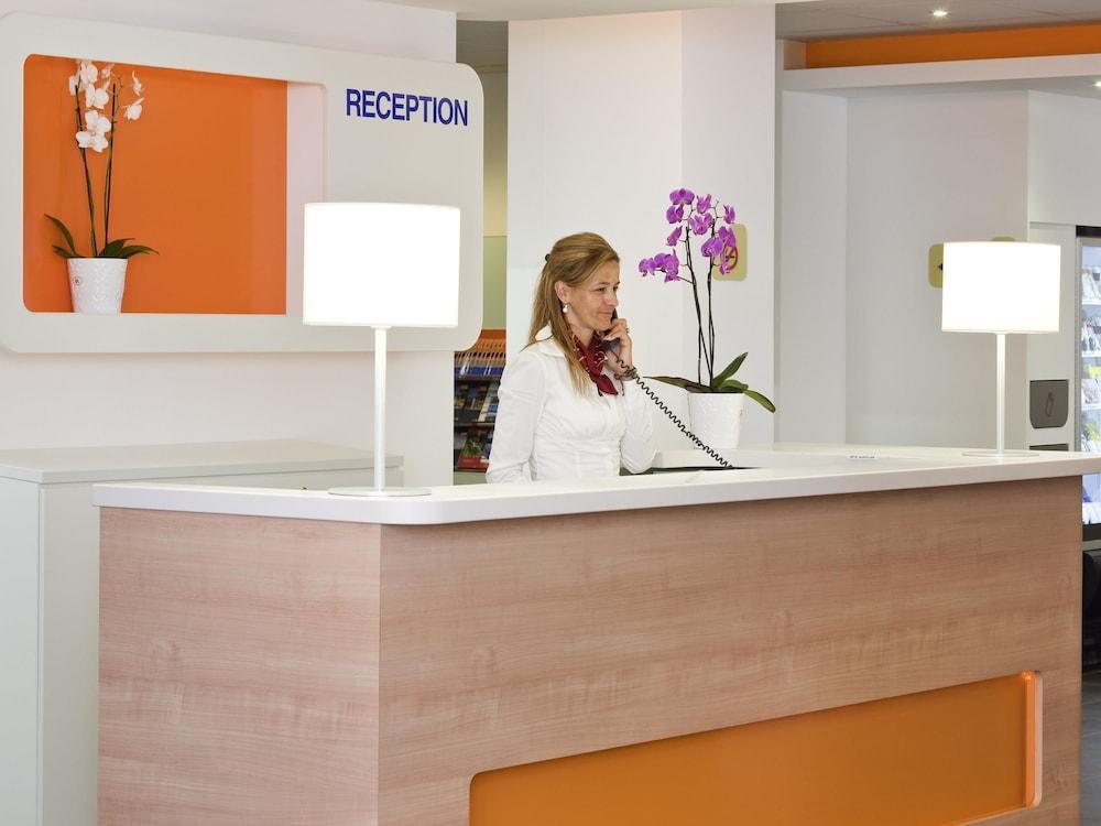 Ibis Budget Bordeaux Aeroport Mérignac Buitenkant foto