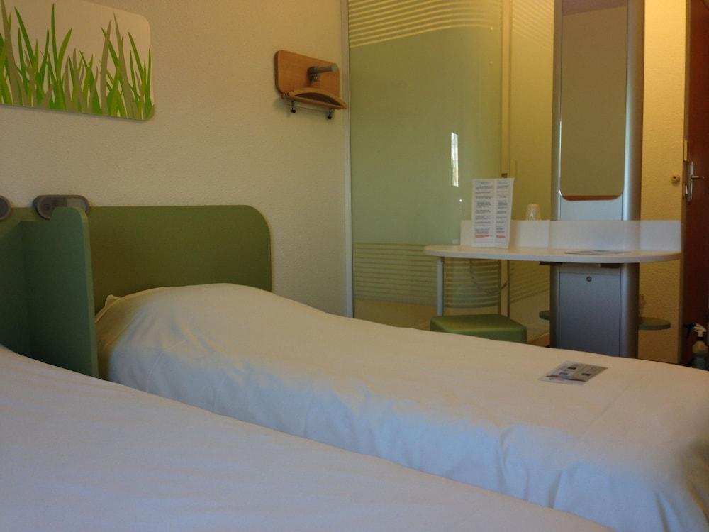 Ibis Budget Bordeaux Aeroport Mérignac Buitenkant foto