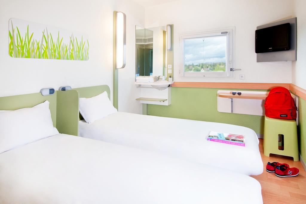 Ibis Budget Bordeaux Aeroport Mérignac Buitenkant foto