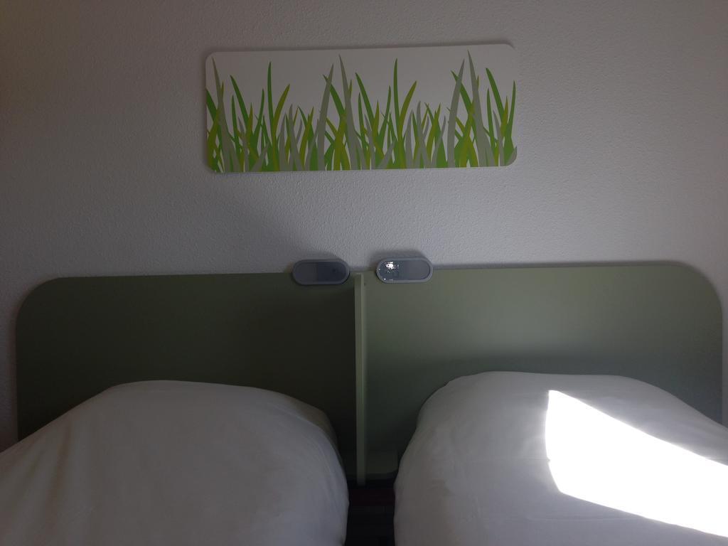 Ibis Budget Bordeaux Aeroport Mérignac Buitenkant foto