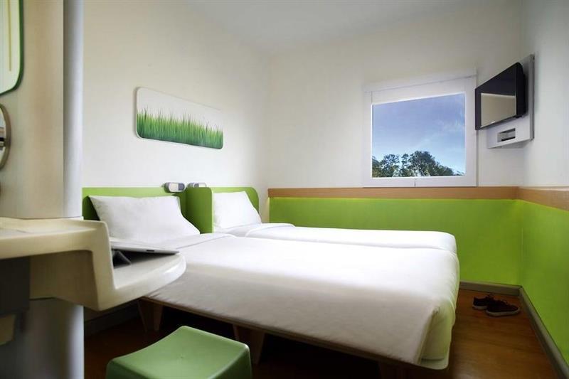 Ibis Budget Bordeaux Aeroport Mérignac Buitenkant foto