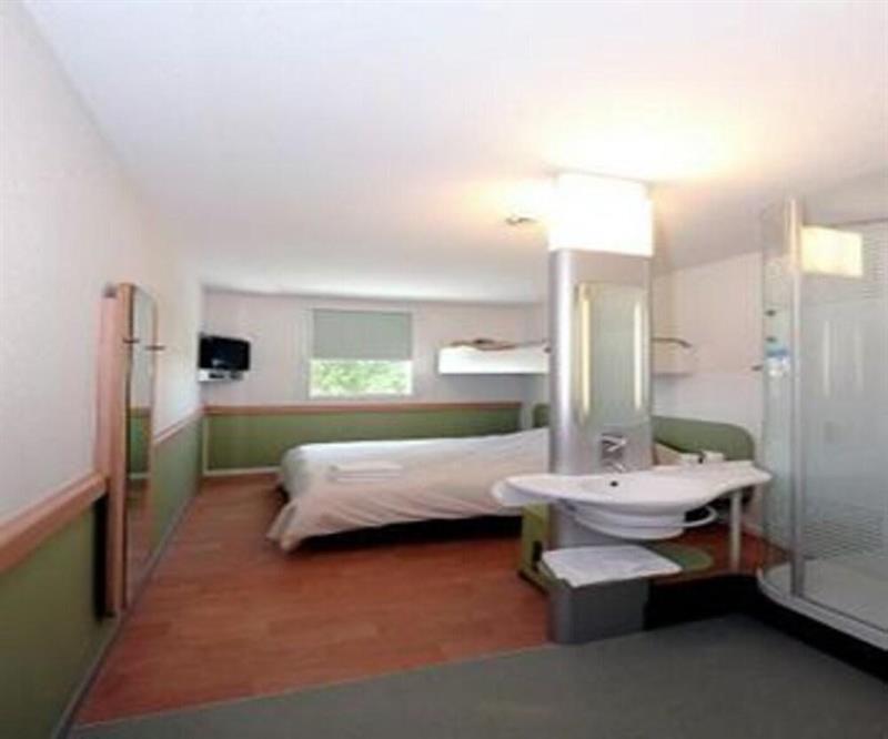 Ibis Budget Bordeaux Aeroport Mérignac Buitenkant foto